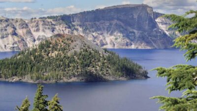 Hikes in Southern Oregon presentation by William Sullivan at Northwest Nature Shop in Ashland Oregon
