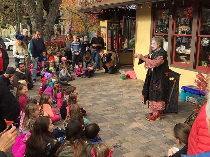 Holiday Magic Show at Northwest Nature Shop, Ashland Oregon