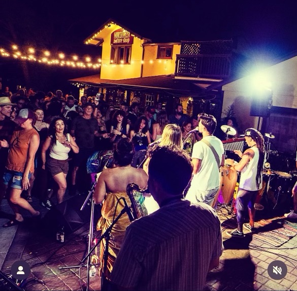 Os Alquimistas at Northwest Nature Shop and Vida Bakery on First Fridays in Ashland